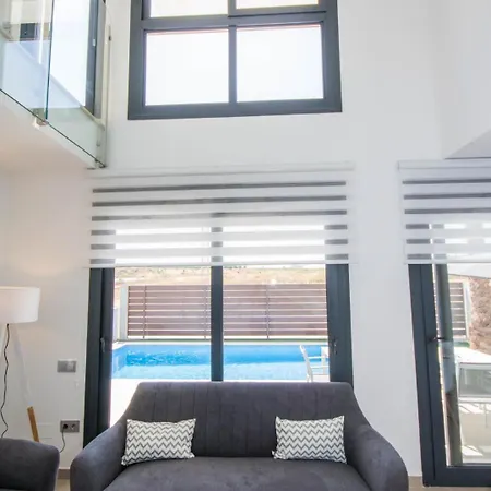 Feriehus Private Pool 6p *